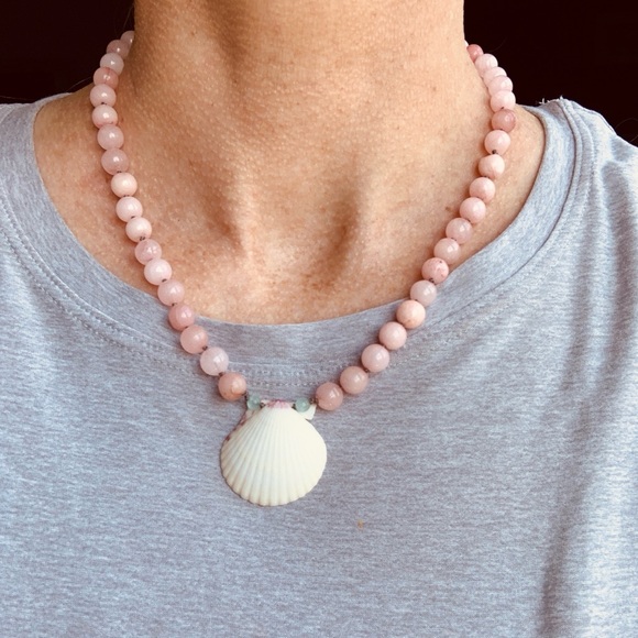 Shell and bead necklace handmade - Picture 6 of 11